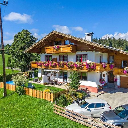 Haus Ferienglueck Lägenhet Ramsau am Dachstein Exteriör bild