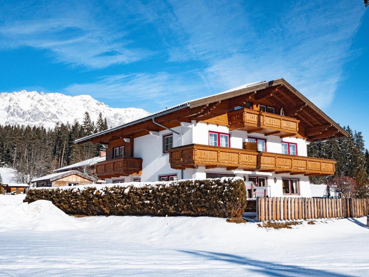 Haus Ferienglueck Lägenhet Ramsau am Dachstein Exteriör bild