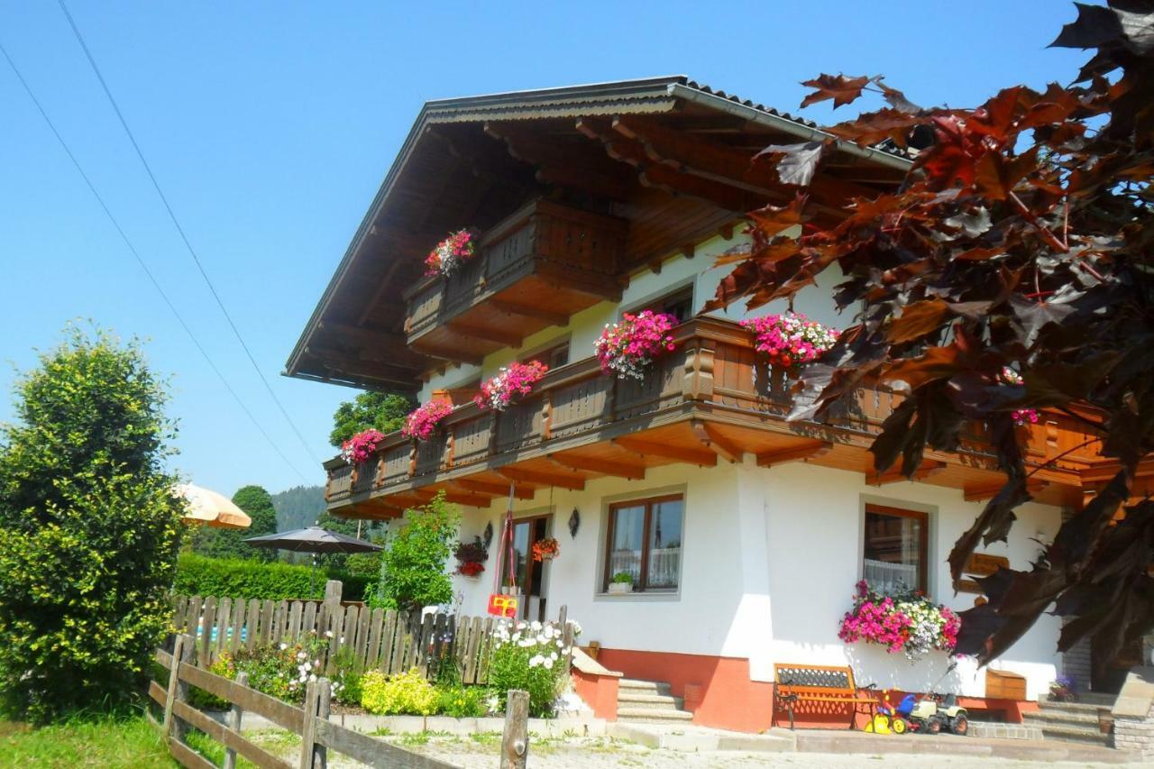 Haus Ferienglueck Lägenhet Ramsau am Dachstein Exteriör bild