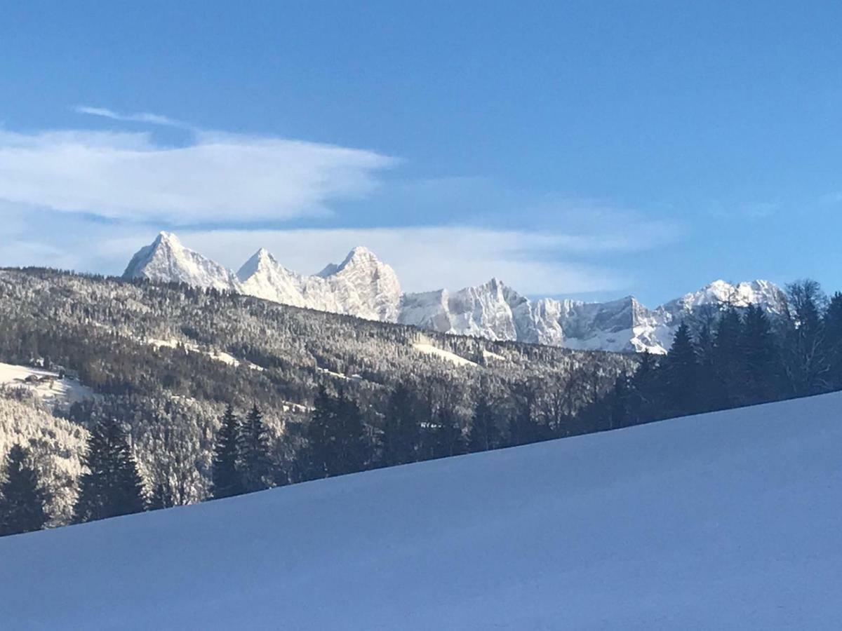 Haus Ferienglueck Lägenhet Ramsau am Dachstein Exteriör bild